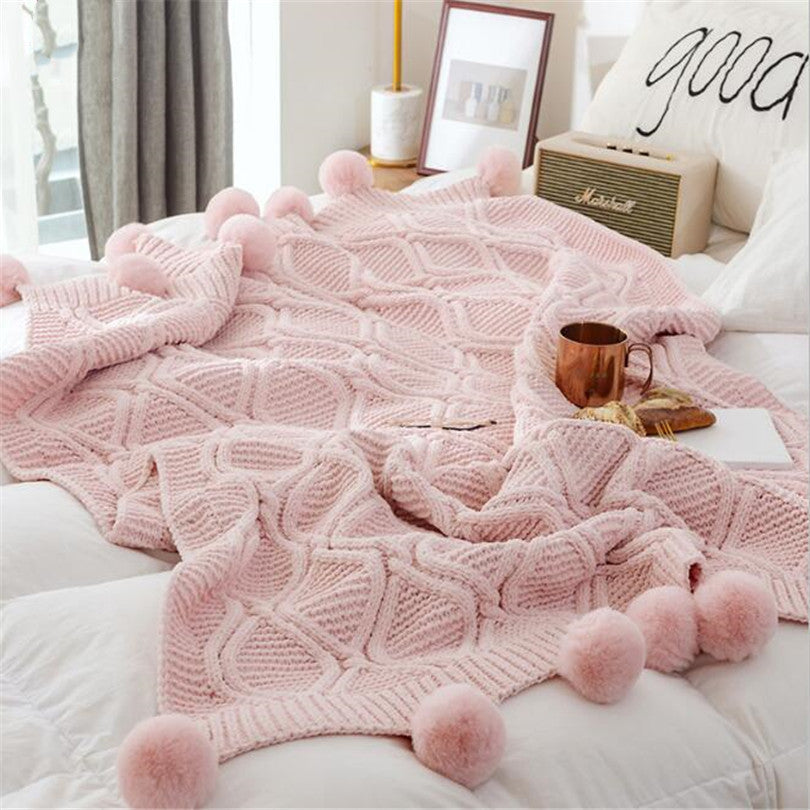 PLAID BOHEME TRICOTE A POMPONS  – DOUCEUR ET CONFORT
