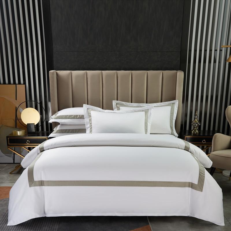 PARURE DE LIT EN SATIN HAUT DE GAMME