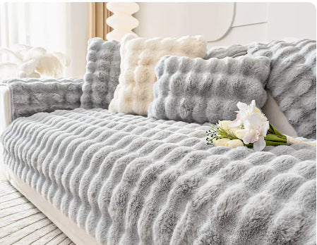 COUSSIN MODERNE DOUX ET SOYEUX EN PELUCHE "DOUDOU"