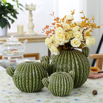 COLLECTION VASE CACTUS EN CERAMIQUE – VERT EMAILLE